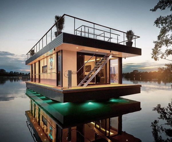 The Floating Penthouse